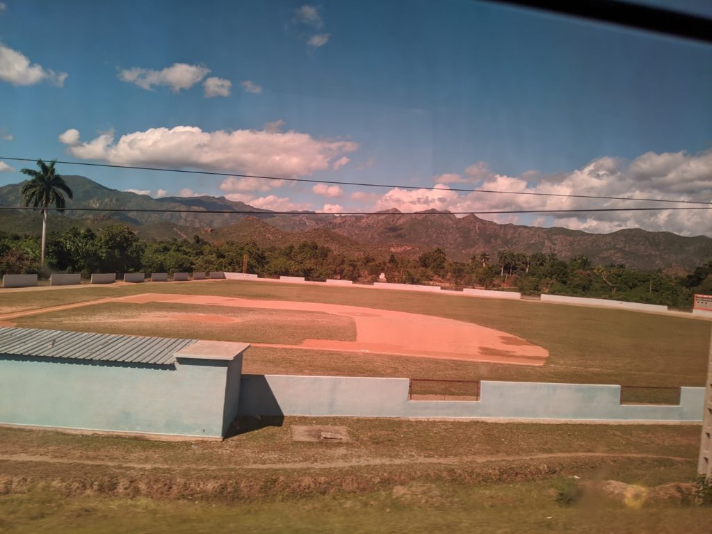 Bus Santiago de Cuba to Baracoa