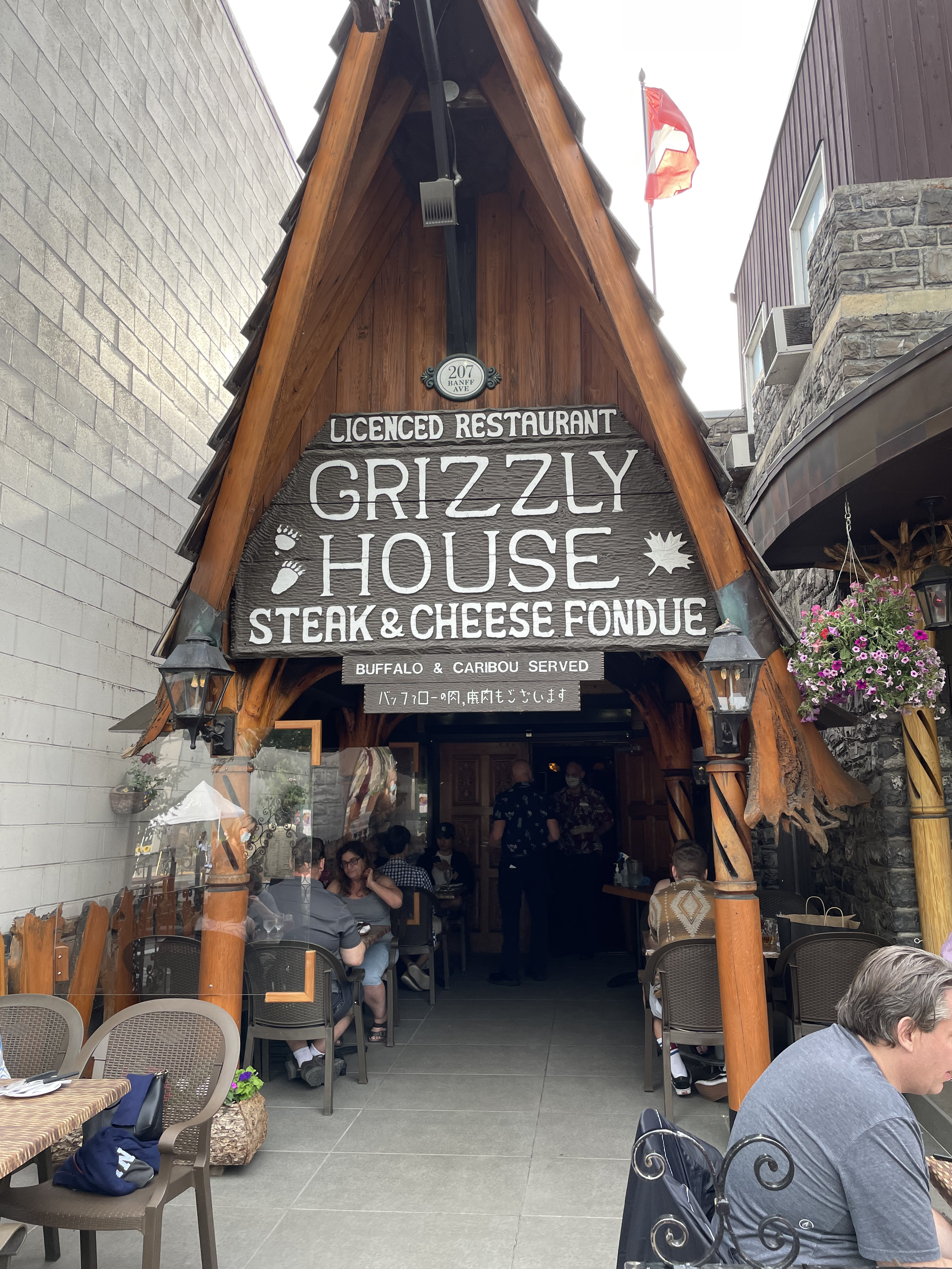 Grizzly House Banff